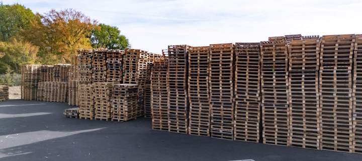 Recyclage de palettes sur mesure Centre-Val de Loire