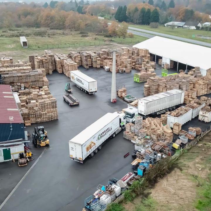 Notre entreprise achète vos palettes inutilisées, les recycle selon les normes en vigueur et les revend